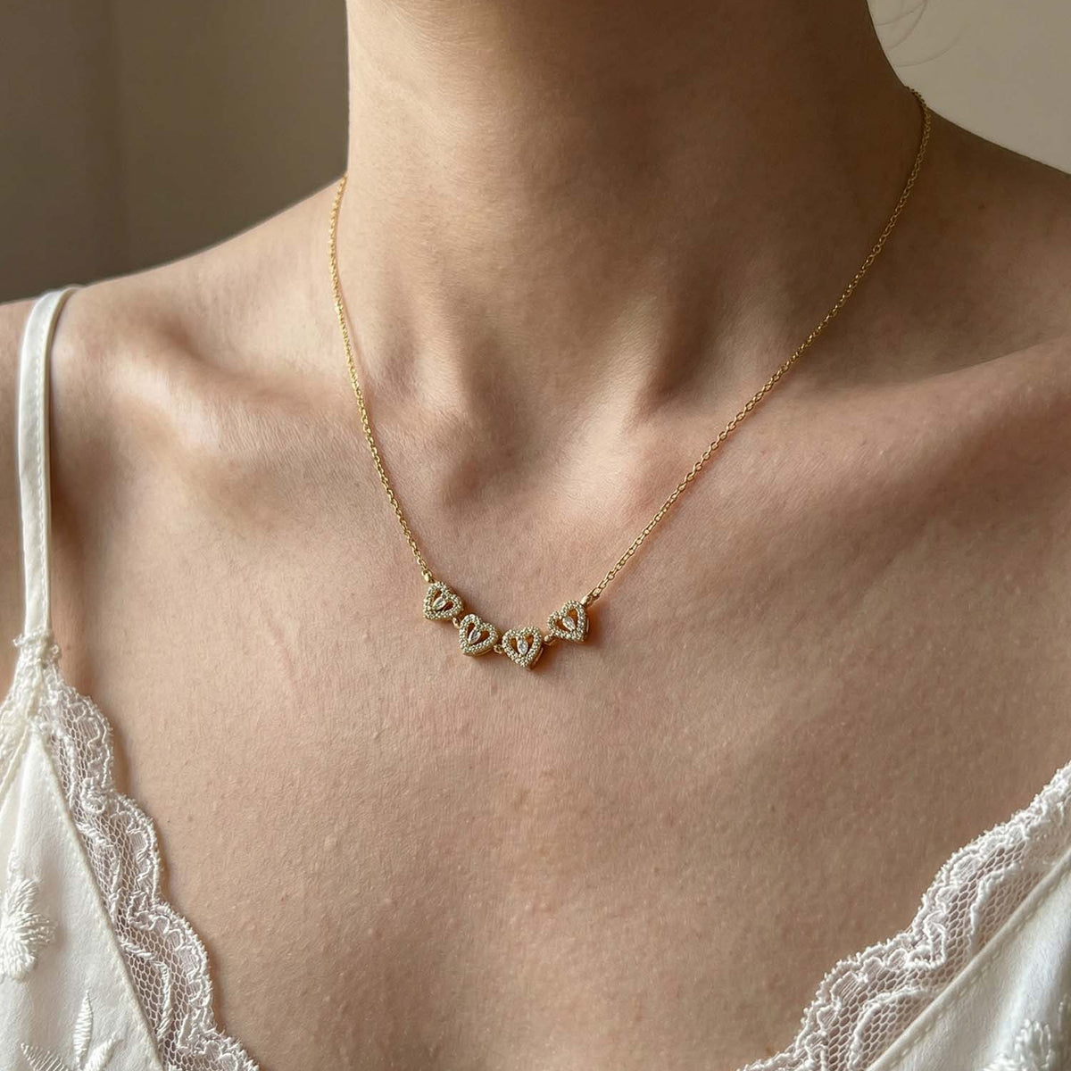 Clover love necklace - lucky clover with heart pendant