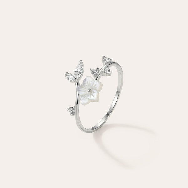 Bloom – Ring with flower