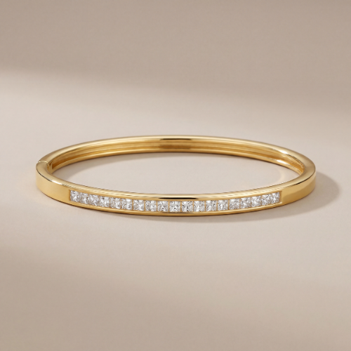 Stella Bangle - The Dazzling Diamond Curve