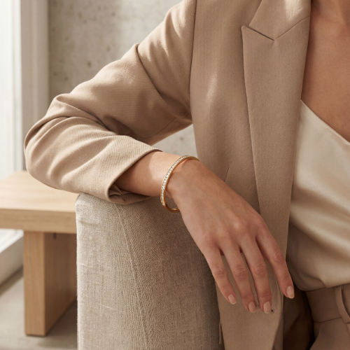 Stella Bangle - The Dazzling Diamond Curve