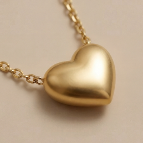 Amore Necklace - The Heartfelt Pendant