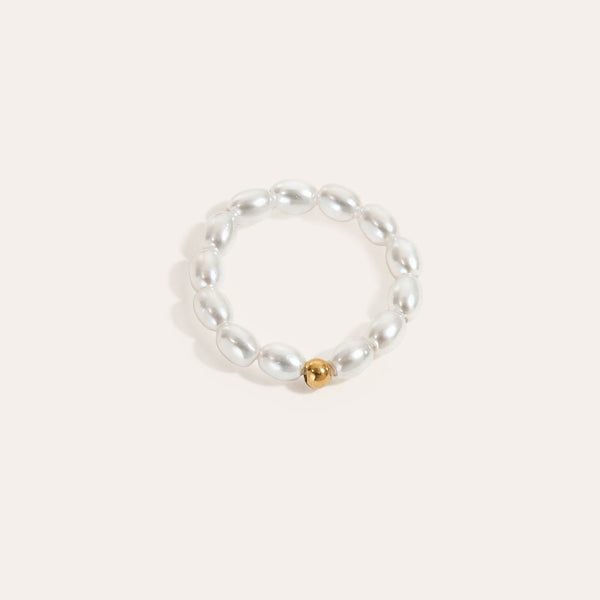 Isla – Pearl ring with gold detail