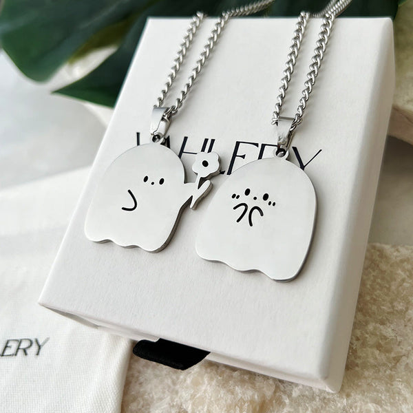 Cuddly ghosts, set of matching ghosts