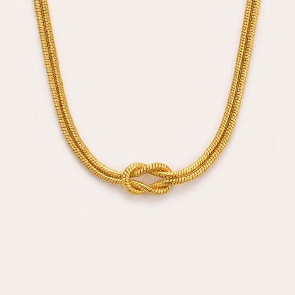 Alicia - Love Knot Necklace