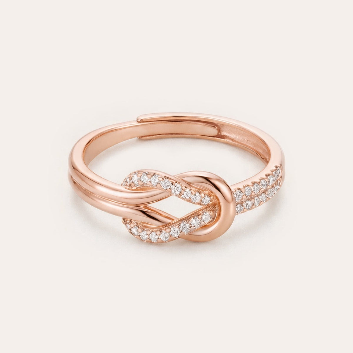 Love knot – knot ring with cubic zirconia