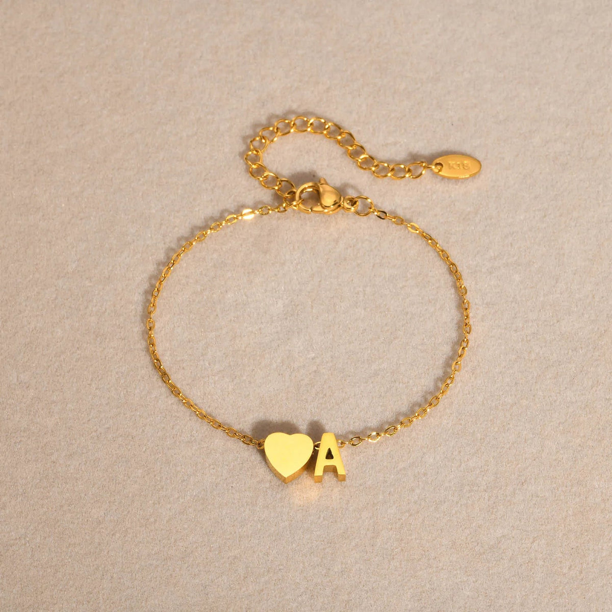 Charmia - Bracelet with heart and letter